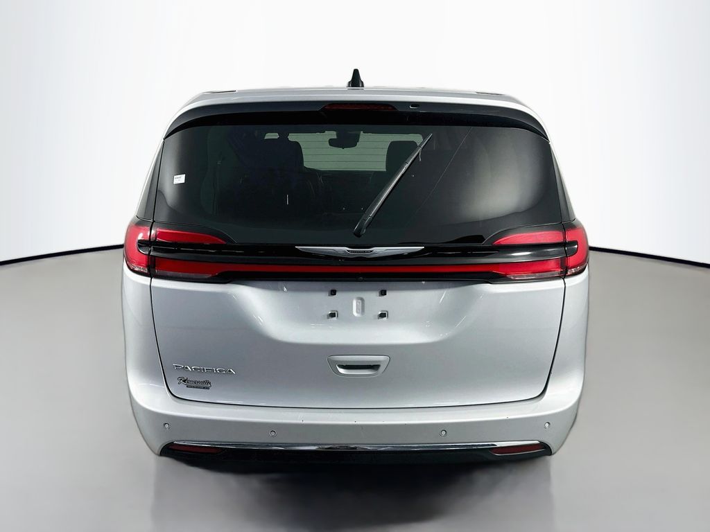 ChryslerPacifica6