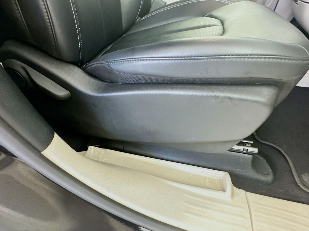 ChryslerPacifica23