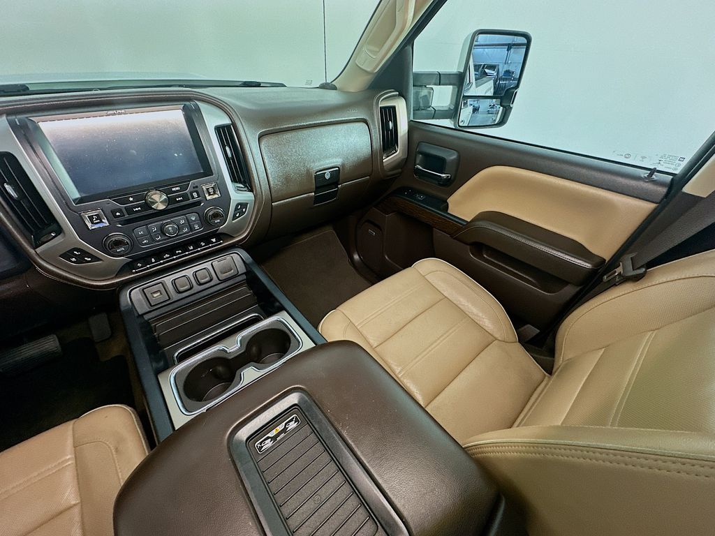GMCSierra 2500HD11
