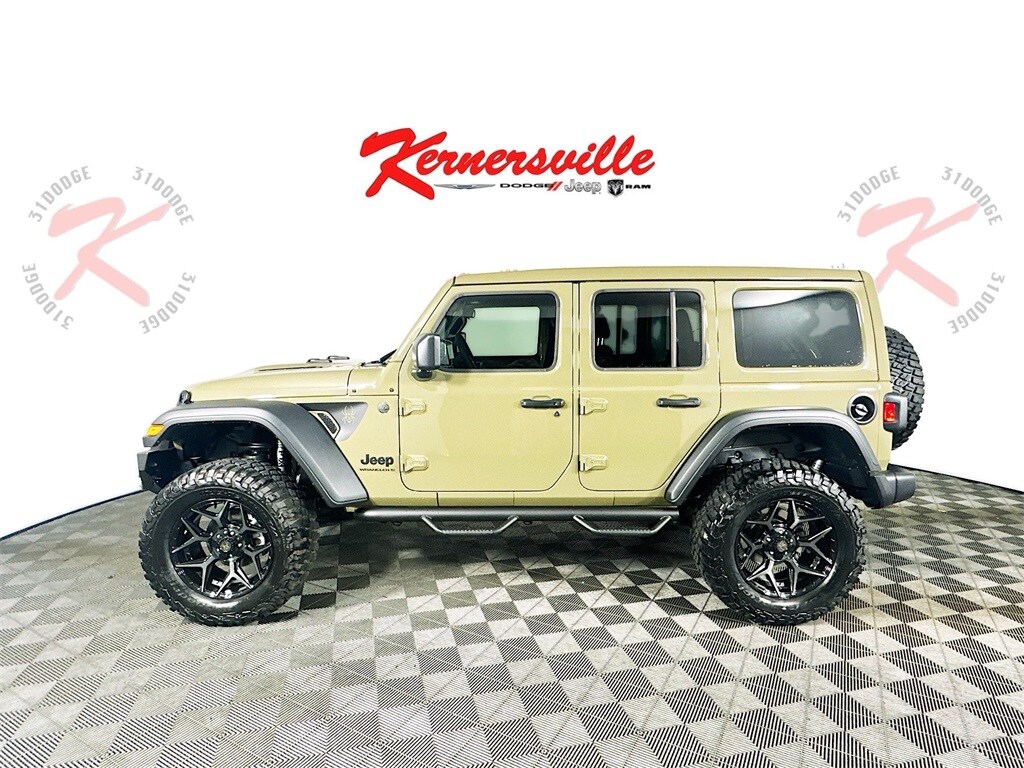 2025 Jeep Wrangler Unlimited Willys photo 2