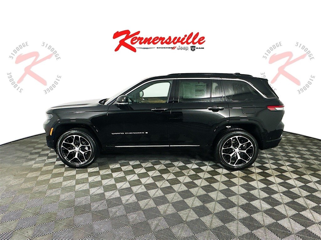 2025 Jeep Grand Cherokee Summit Reserve photo 3