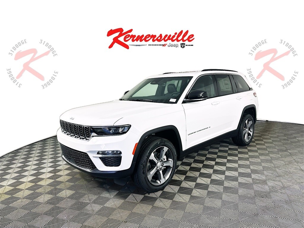 2025 Jeep Grand Cherokee Limited photo 3