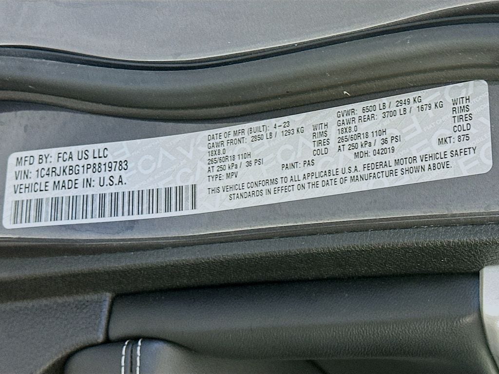 JeepGrand Cherokee L37