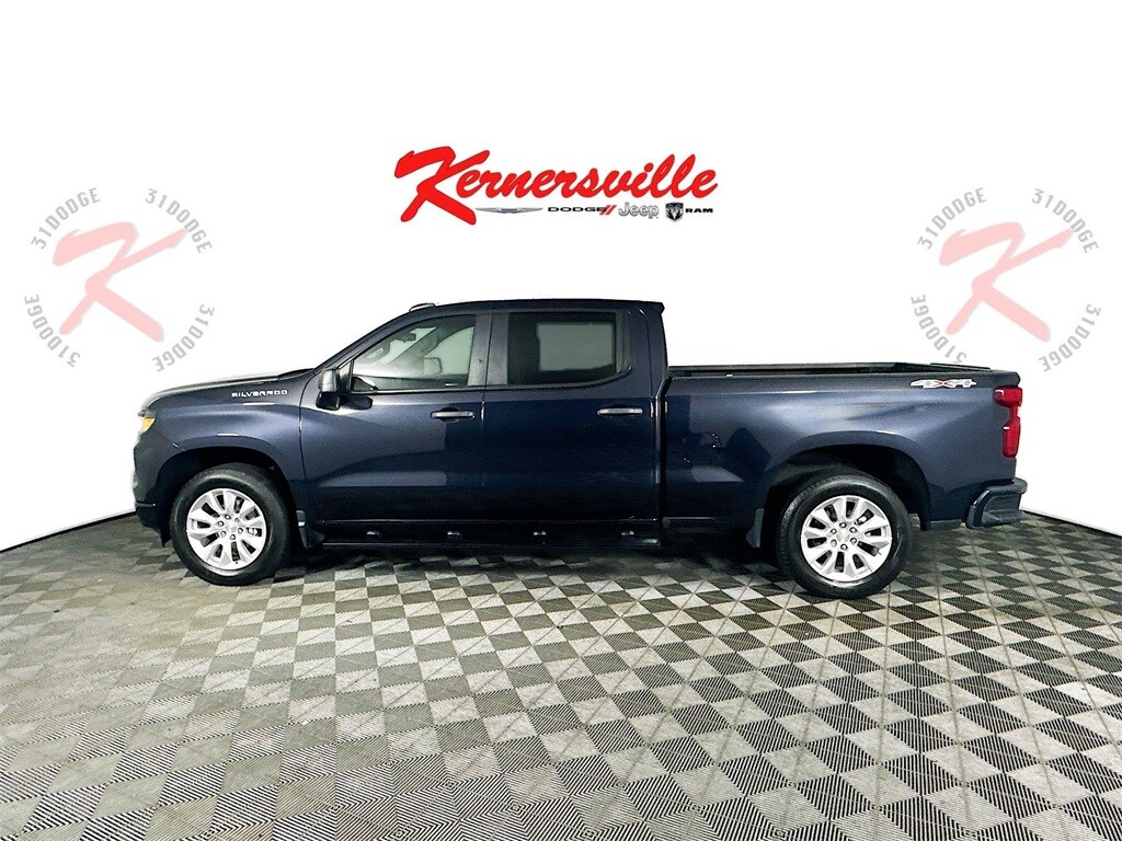 2022 Chevrolet Silverado 1500 Custom photo 4