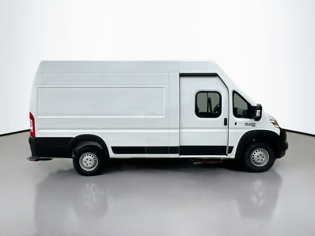 RamPromaster 3500 EV8