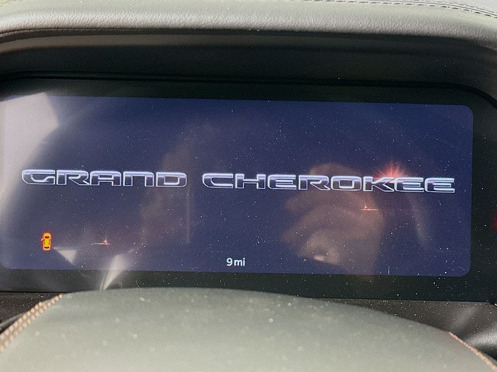 JeepGrand Cherokee11