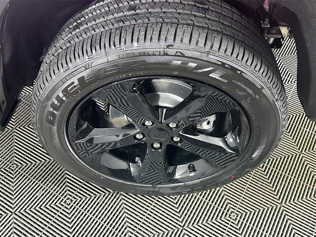 JeepGrand Cherokee16