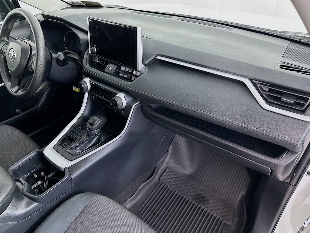 ToyotaRAV429