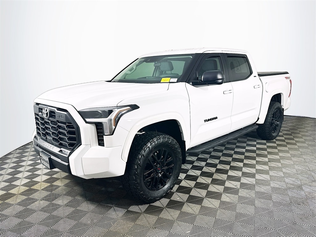 2024 Toyota Tundra SR5 photo 2