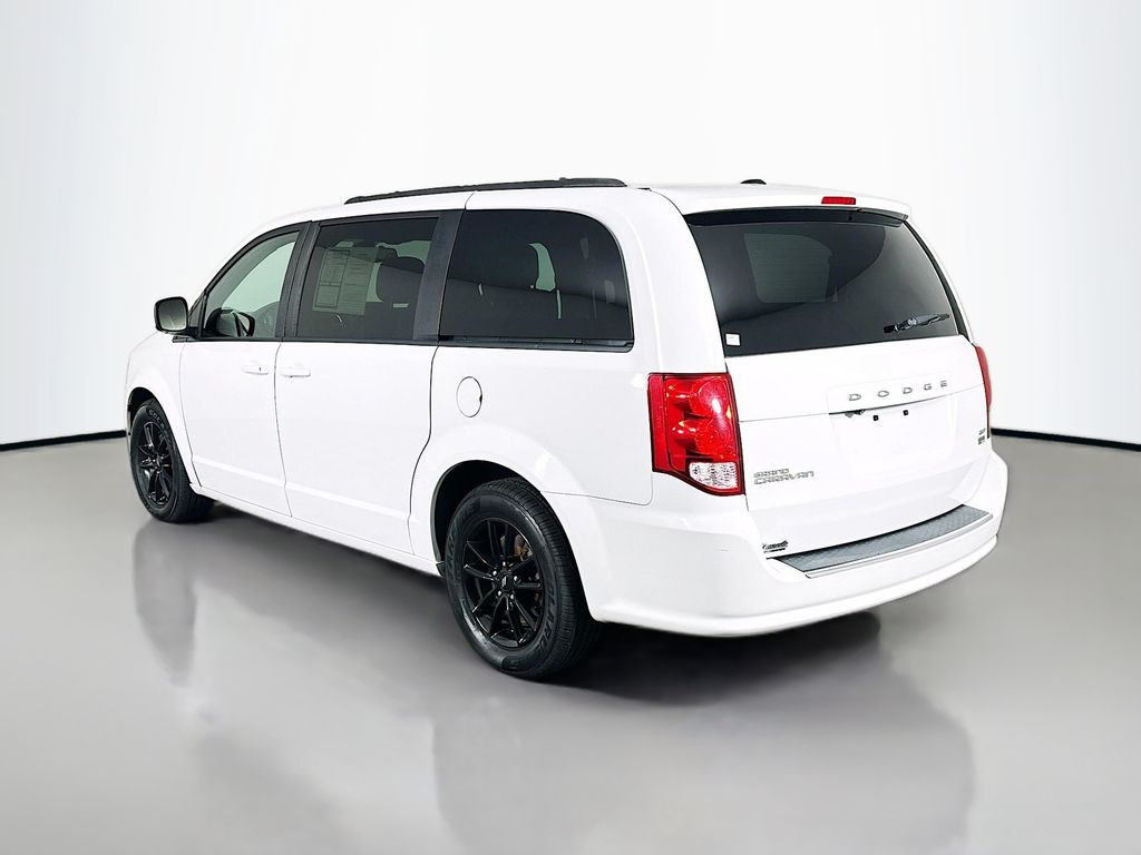 DodgeGrand Caravan5