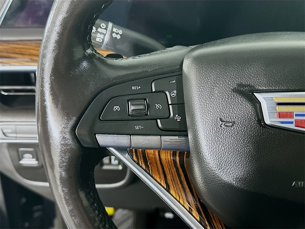 CadillacEscalade ESV25