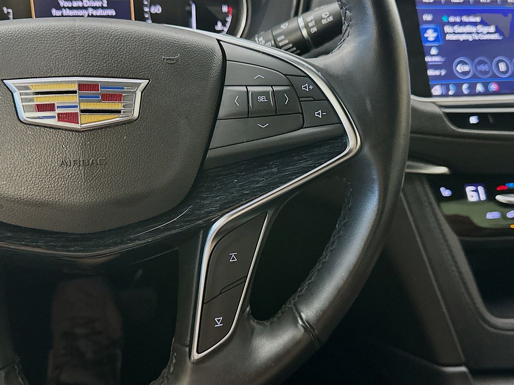 CadillacXT526