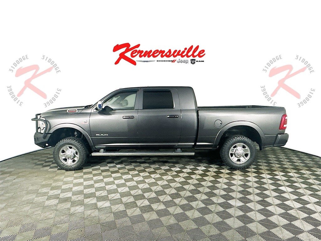 2022 Ram 3500 Laramie photo 3