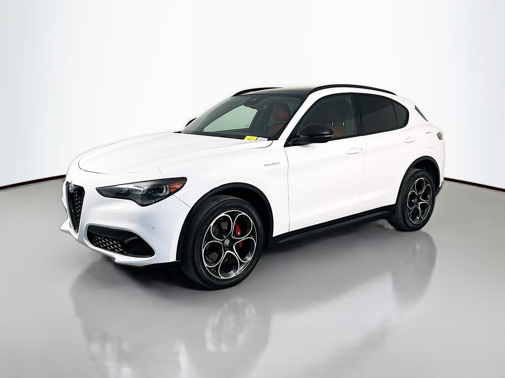 Alfa RomeoStelvio3