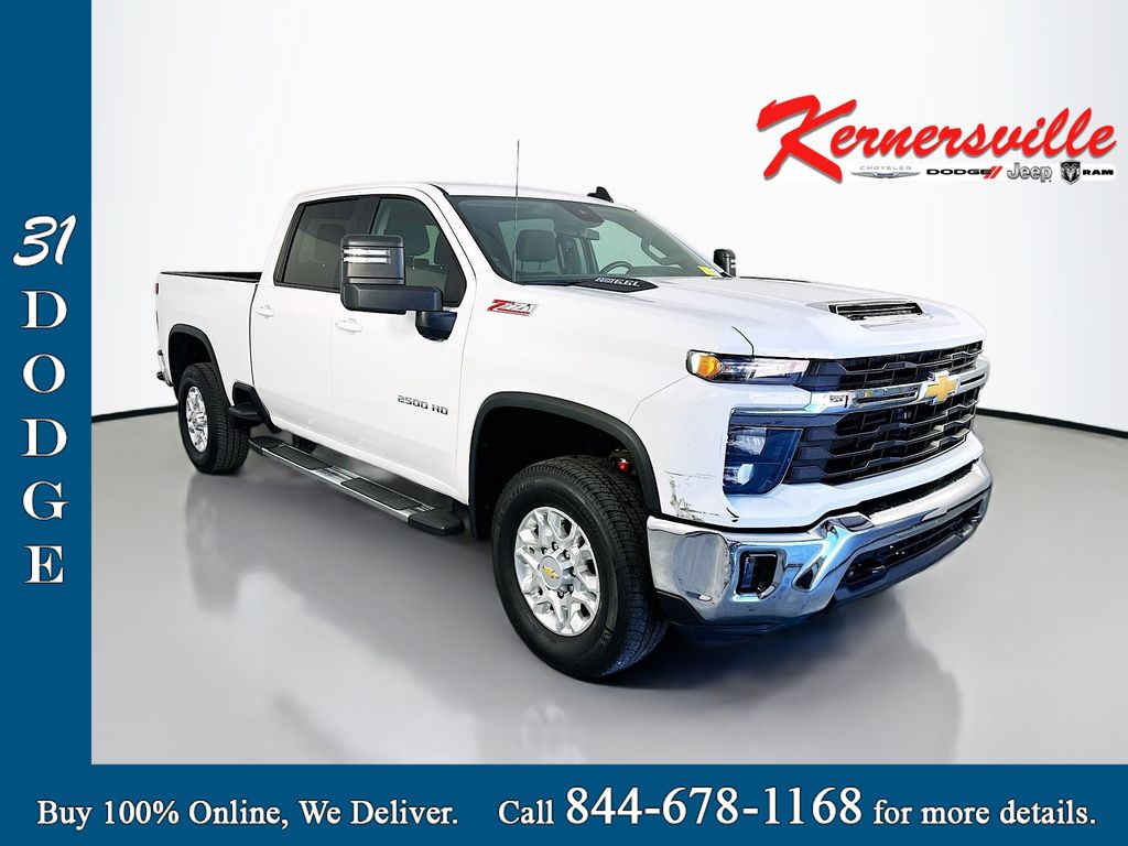 2025 Chevrolet Silverado HD LT 4WD Crew Cab Standard Box's photo