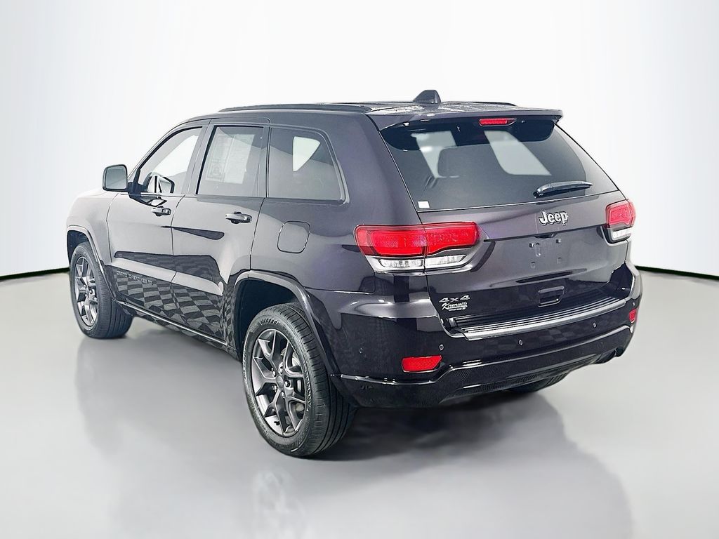 JeepGrand Cherokee5