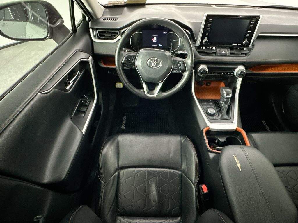 ToyotaRAV49