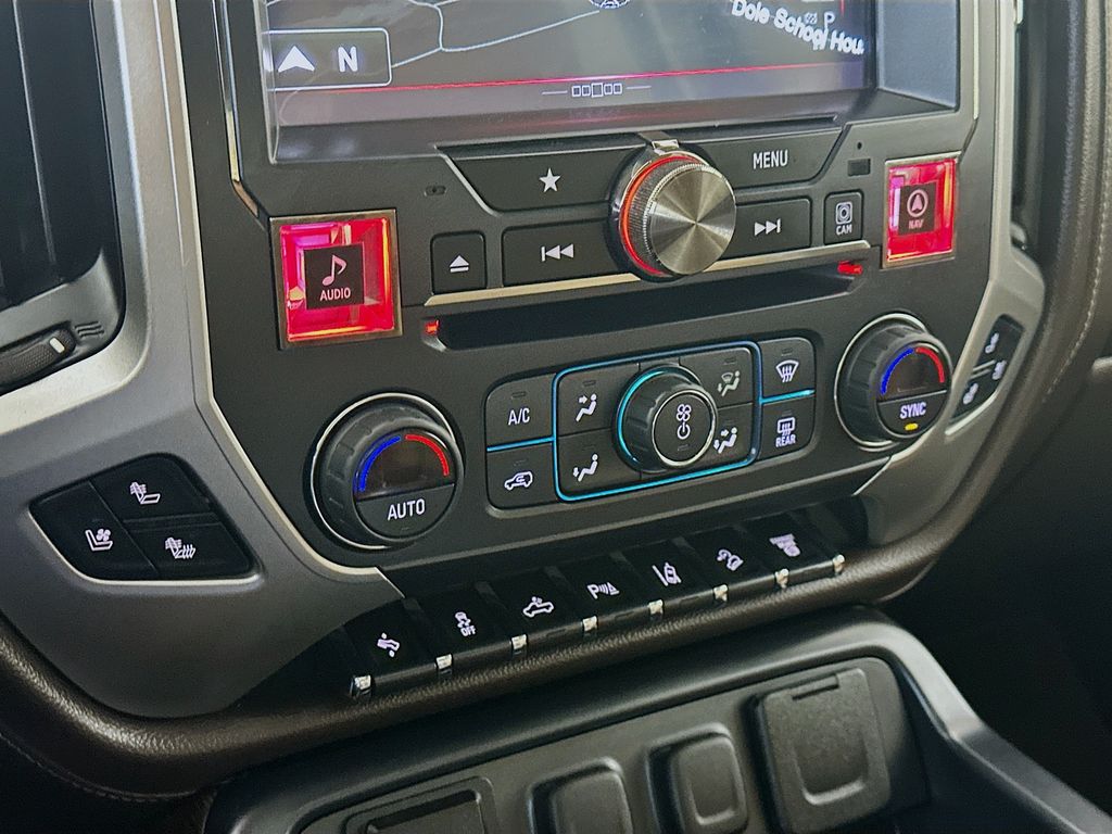 GMCSierra 2500HD18
