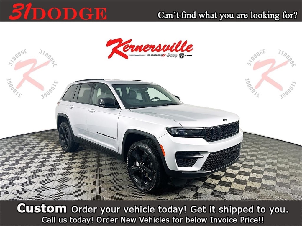 2025 Jeep Grand Cherokee Altitude's photo