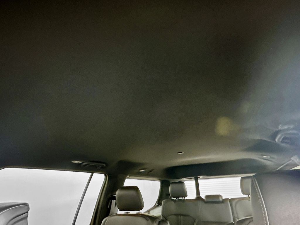 JeepGrand Wagoneer14