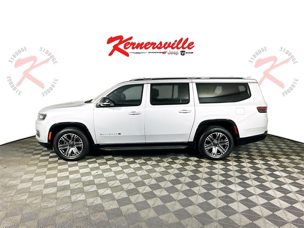 2024 Jeep Wagoneer L Series II photo 4