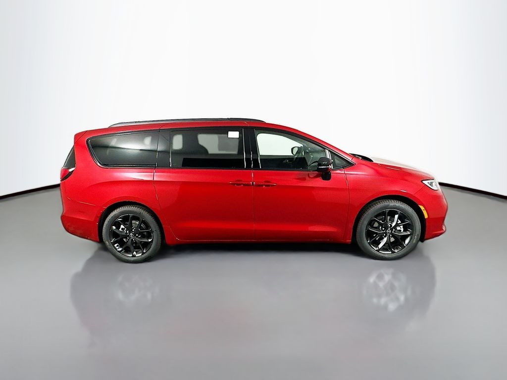 ChryslerPacifica8