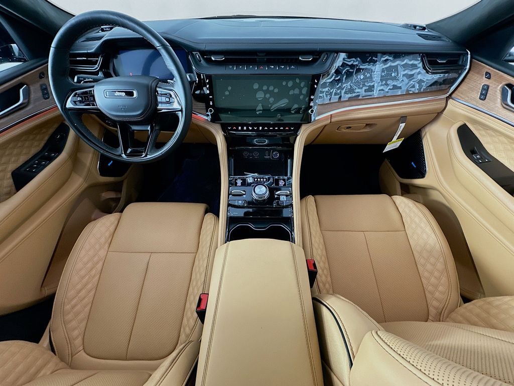 JeepGrand Cherokee L9