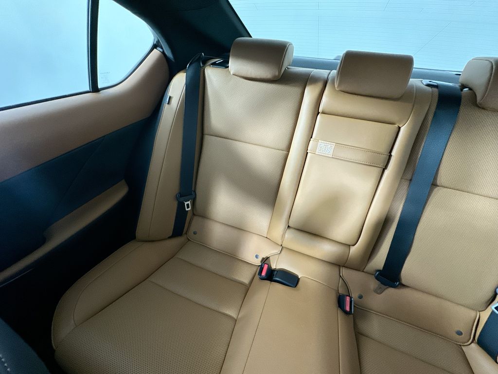 LexusIS12