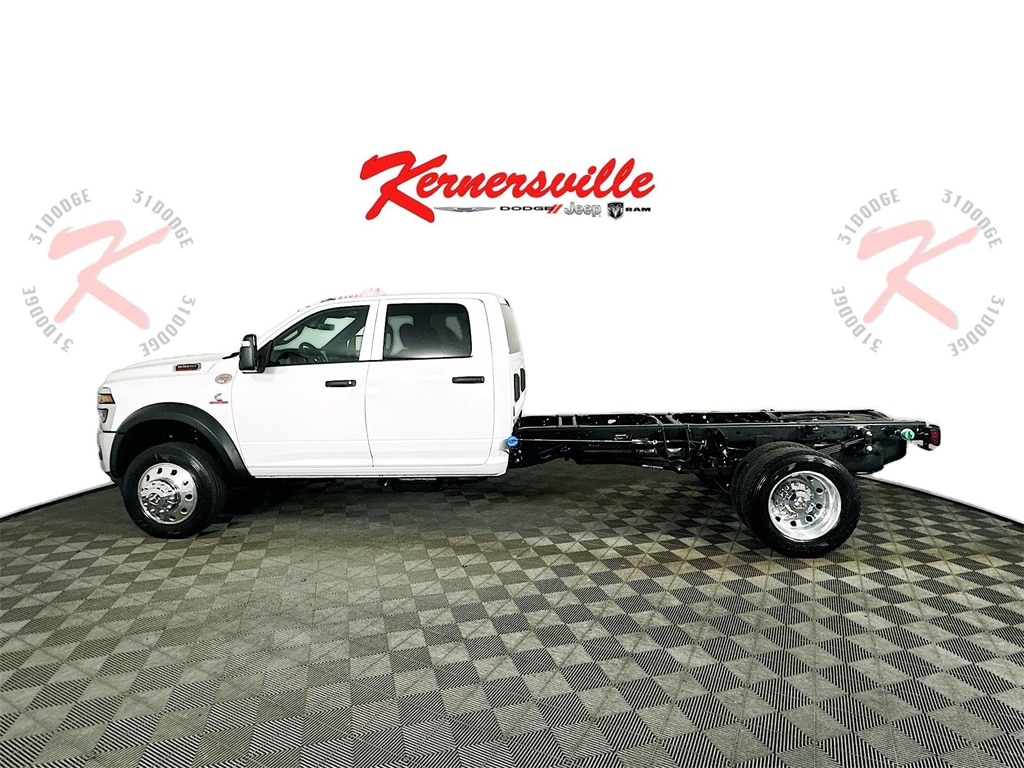 New 2026 Ram 5500 Chassis Tradesman 84CA Dually Truck Crew Cab