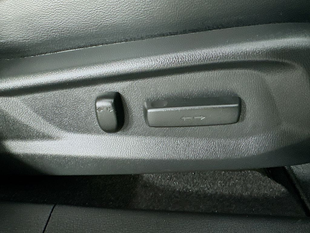 HondaClarity Plug-In Hybrid23