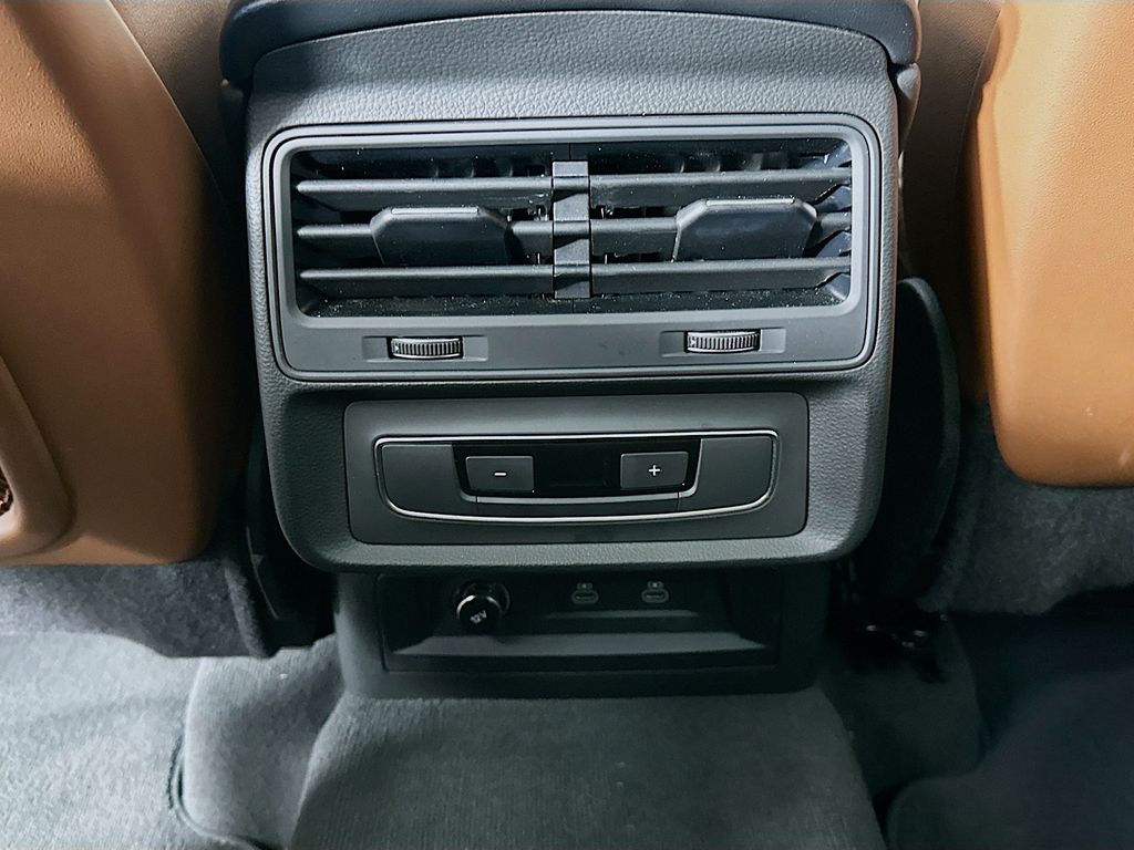 AudiQ722