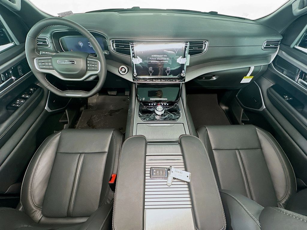 JeepGrand Wagoneer L9