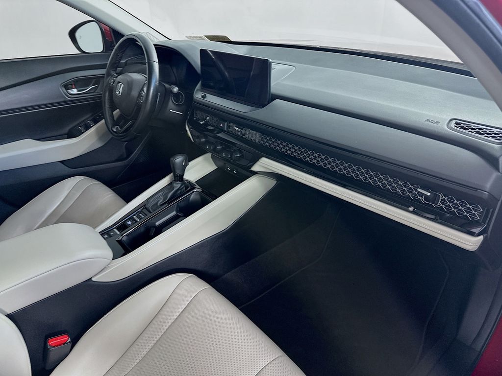 HondaAccord Hybrid30