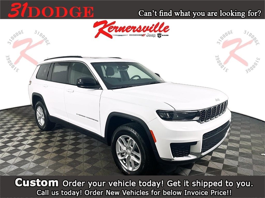 2025 Jeep Grand Cherokee L Laredo's photo