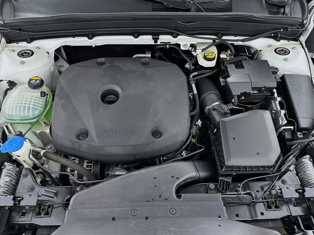 VolvoXC4031