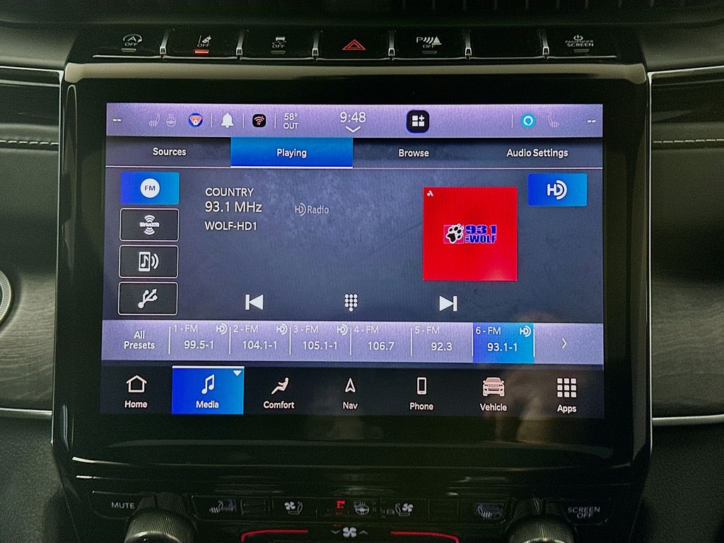 JeepGrand Cherokee17