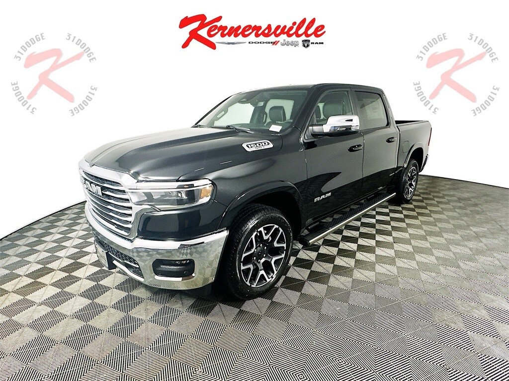 2025 Ram 1500 Laramie photo 3