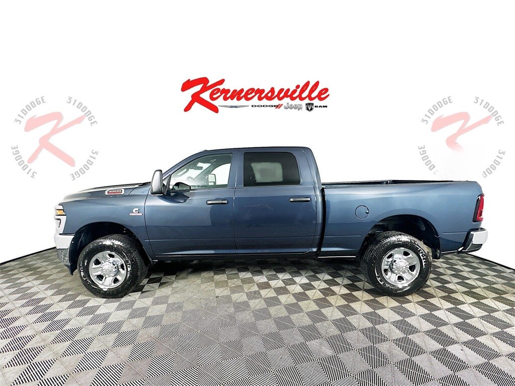 2026 Ram 3500 Tradesman photo 2