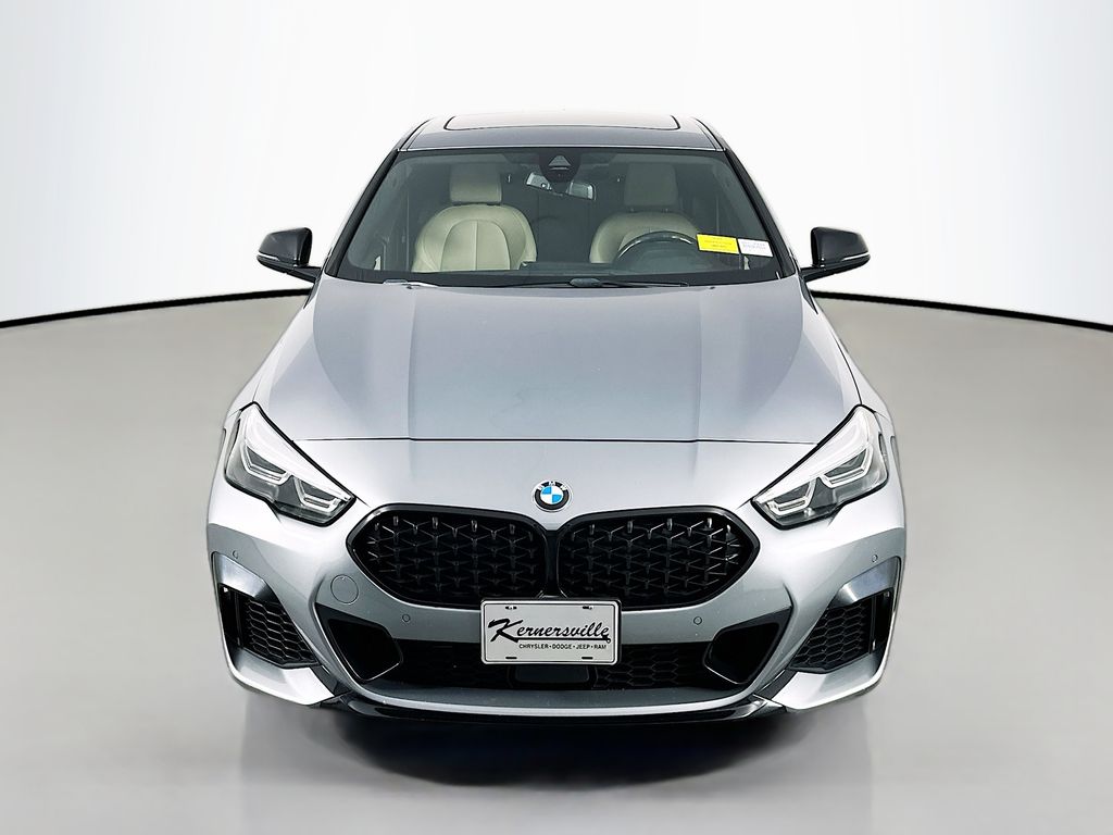 BMW2 Series2