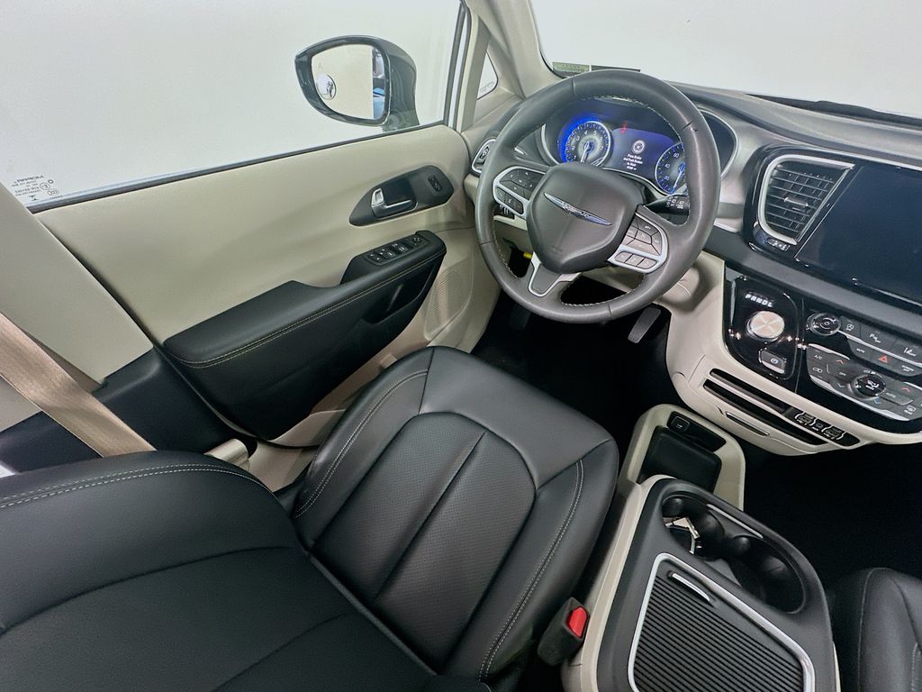 ChryslerPacifica9