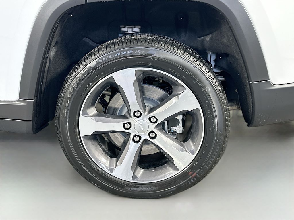 JeepGrand Cherokee L17