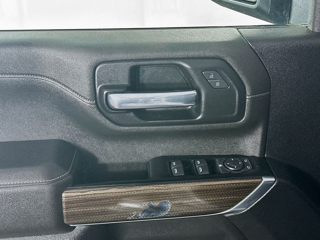 ChevroletSilverado 3500HD24