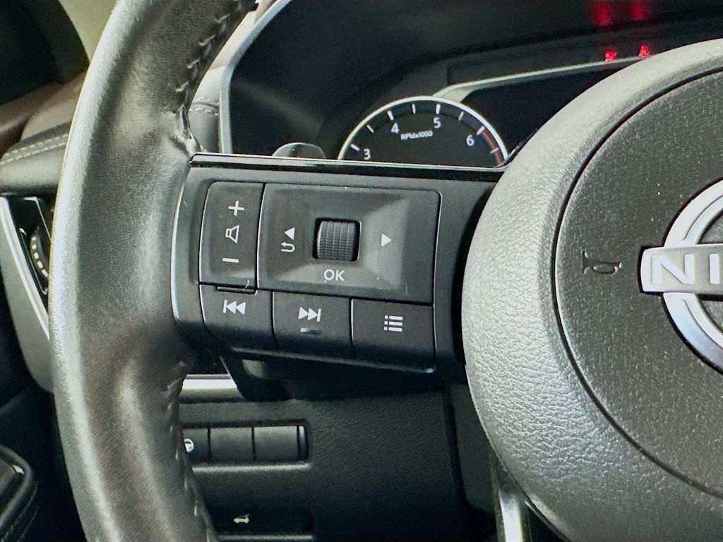 NissanRogue25