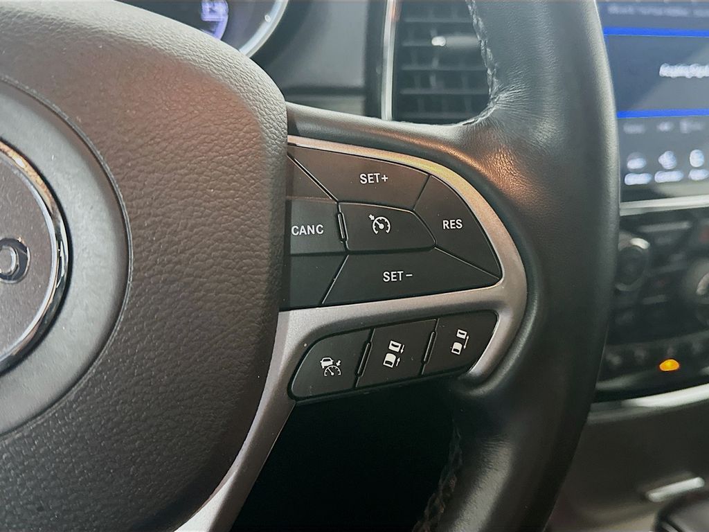 JeepGrand Cherokee26