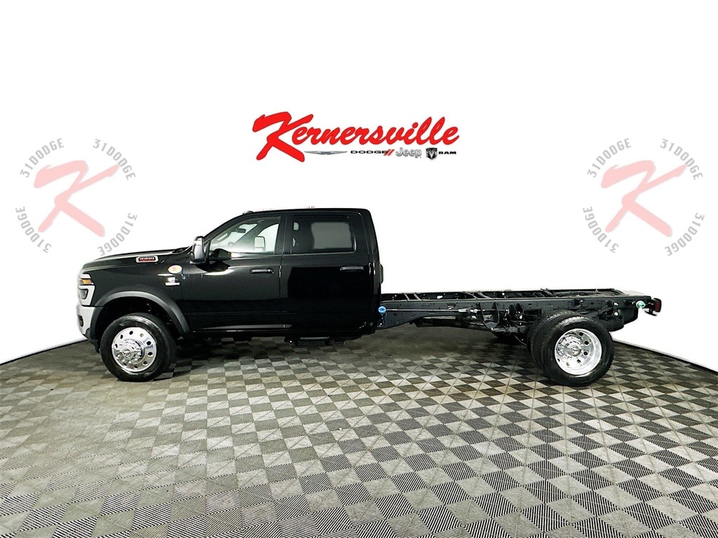 New 2026 Ram 5500 Chassis Tradesman 84CA Dually Truck Crew Cab