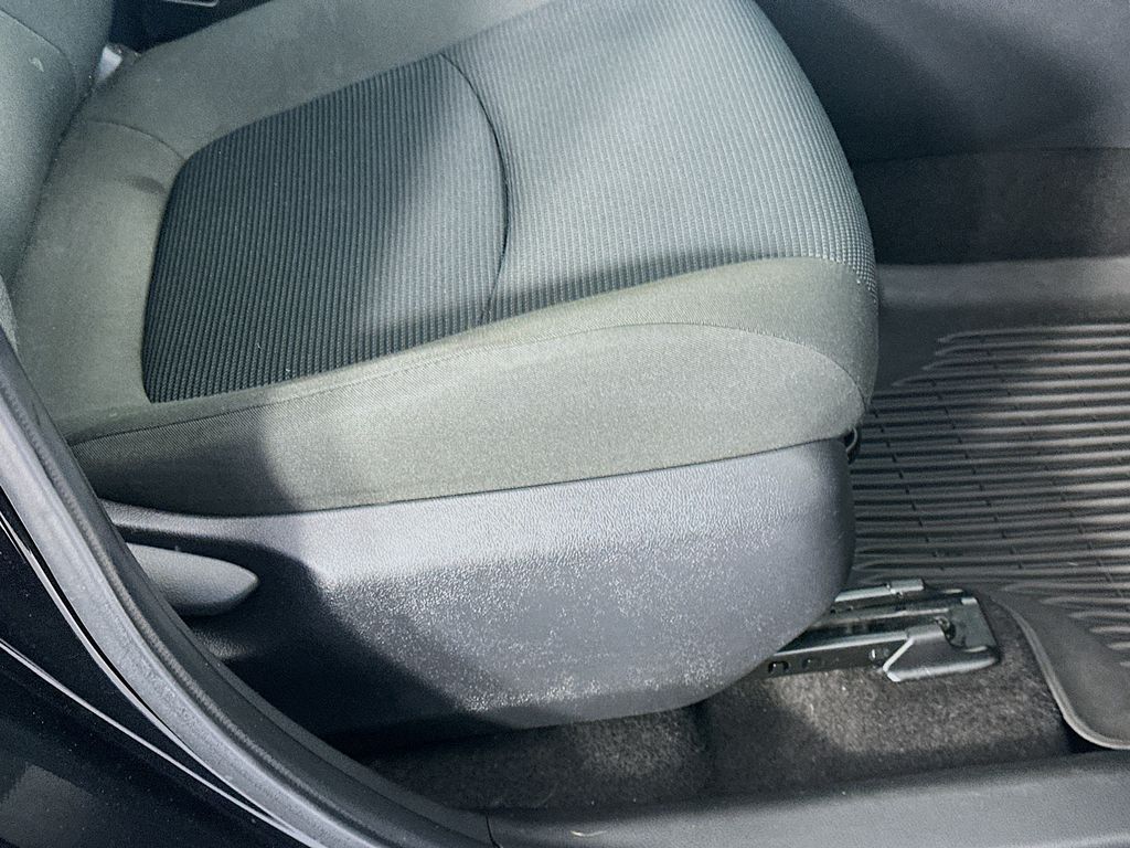 ToyotaRAV4 Hybrid23