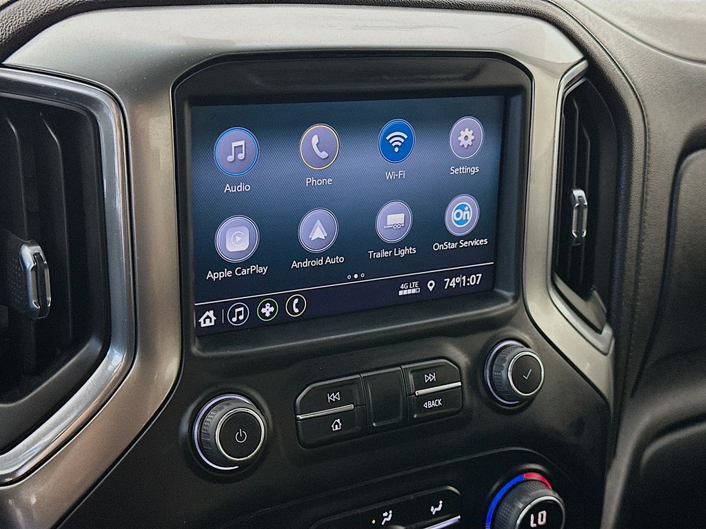 ChevroletSilverado 1500 LTD19