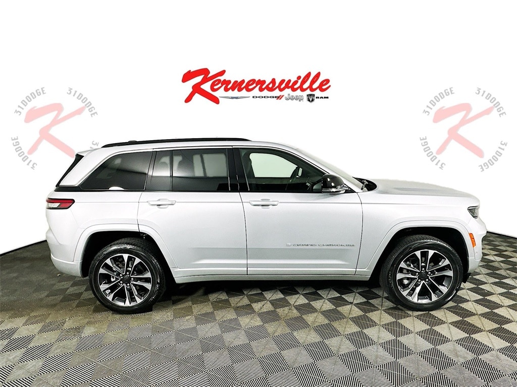 JeepGrand Cherokee8