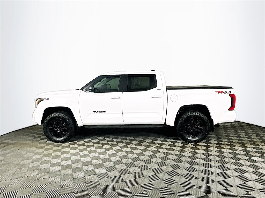 2024 Toyota Tundra SR5 photo 3