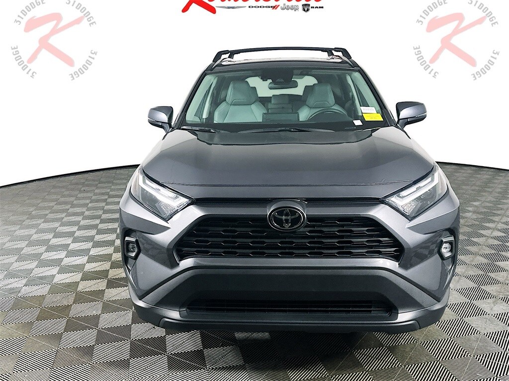 2024 Toyota RAV4 XLE Premium photo 2